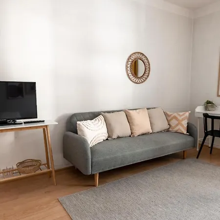 Poista 2ndhomes Spacious By The Esplanade Park Helsinki
